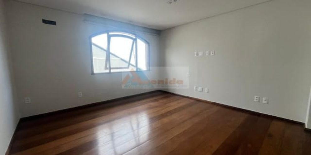 WhatsApp Image 2025-12-16 at 14.47.14 (2)